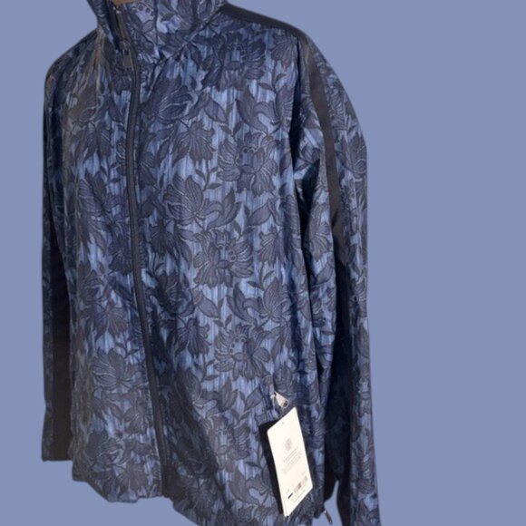 Athleta Women's Blue Sight Seer Lace Ripstop Jacket Size Large - Picture 5 of 14